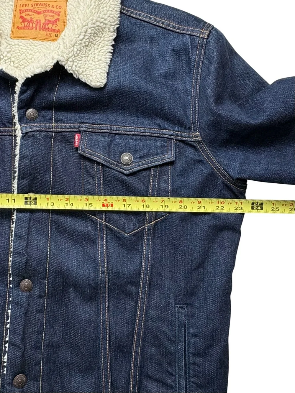 Levi's Men's Sherpa Lined Trucker Denim Jacket Size M Dark Blue Wash
